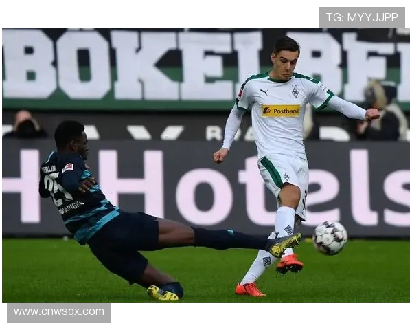 德甲下游球队交锋科隆的精彩瞬间回顾与分析 德甲下游球队交锋科隆的精彩瞬间回顾与分析